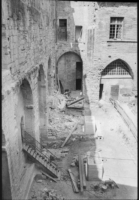 Palais des Papes lors des travaux - Centre des congrès Avignon Palais des Papes lors des travaux